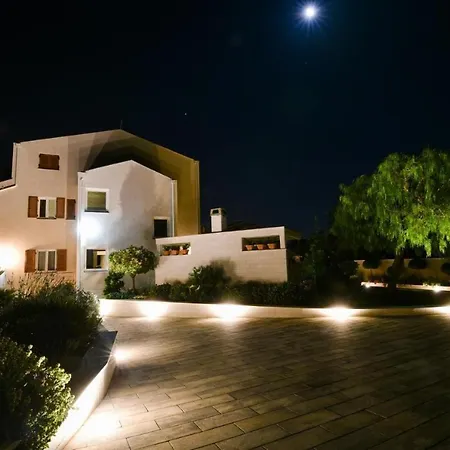 With A Parking Space - 15790 Appartement