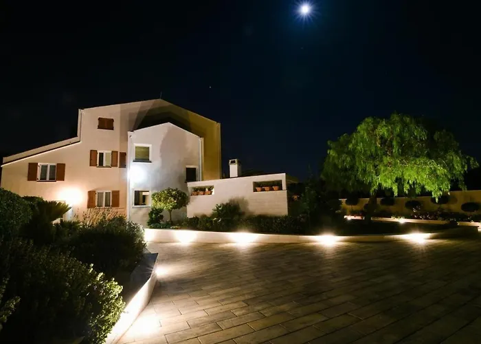 With A Parking Space - 15790 شقة